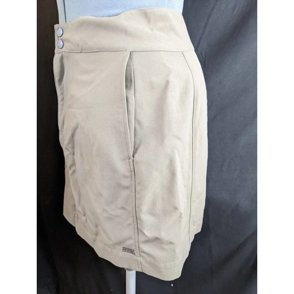 Sierra Designs Women's Size 10 golf skirt